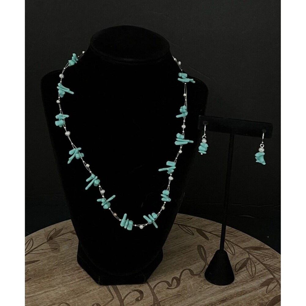 AVON Faux Turquoise & Pearl Beaded Costume Choker Necklace Earring Set Signed